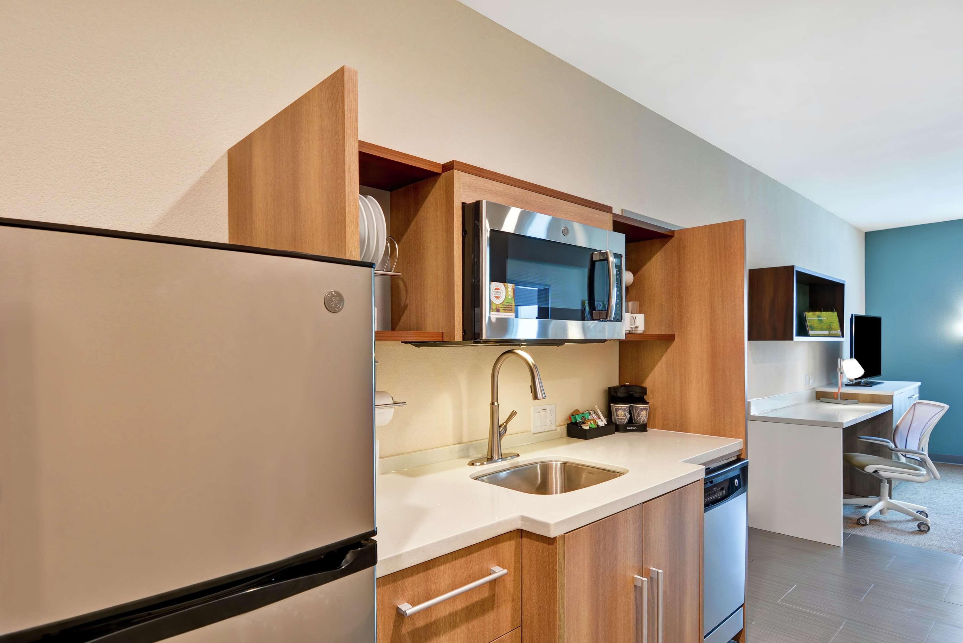 Home2 Suites By Hilton La Porte Bagian luar foto